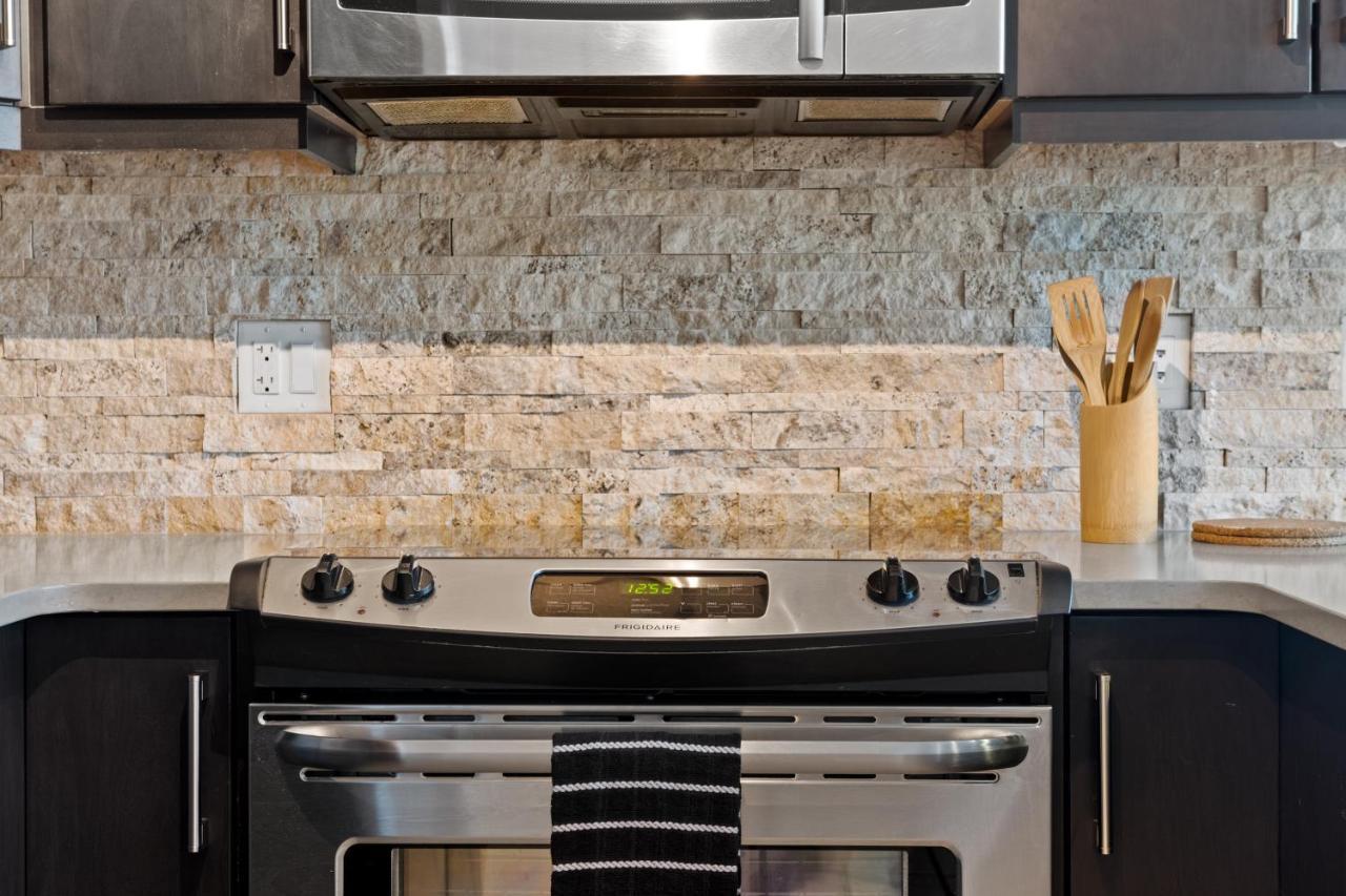 Stylish Downtown Condos By Globalstay YYC Eksteriør bilde